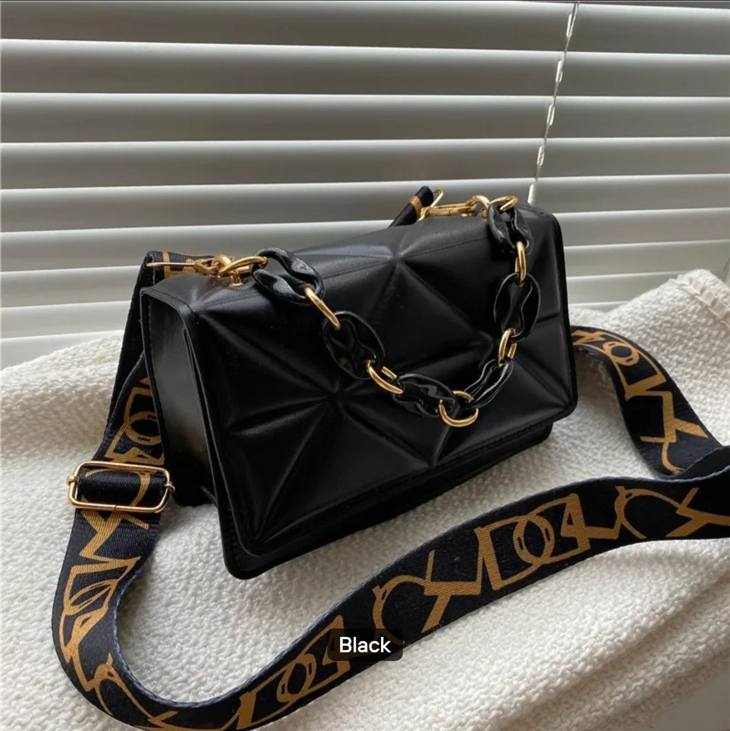 Causal hand bag ( Sm square )
