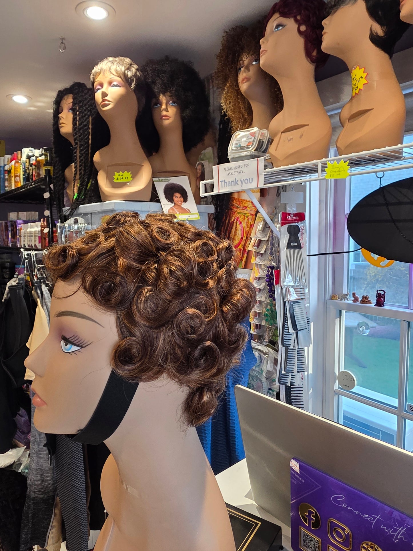 HH wigs curly